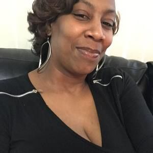 Meet your Posher, Simone